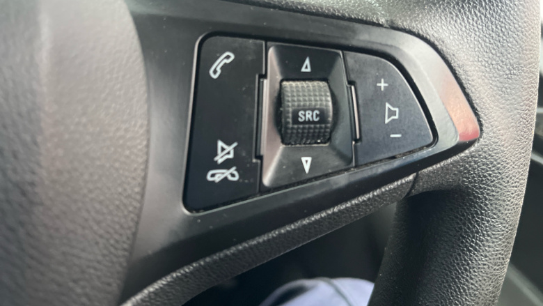 Vauxhall Viva 1.0 SE 5dr [A/C] Petrol Hatchback